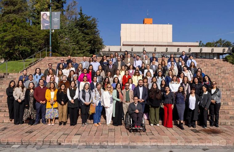 Grupo de participantes de un programa de formación